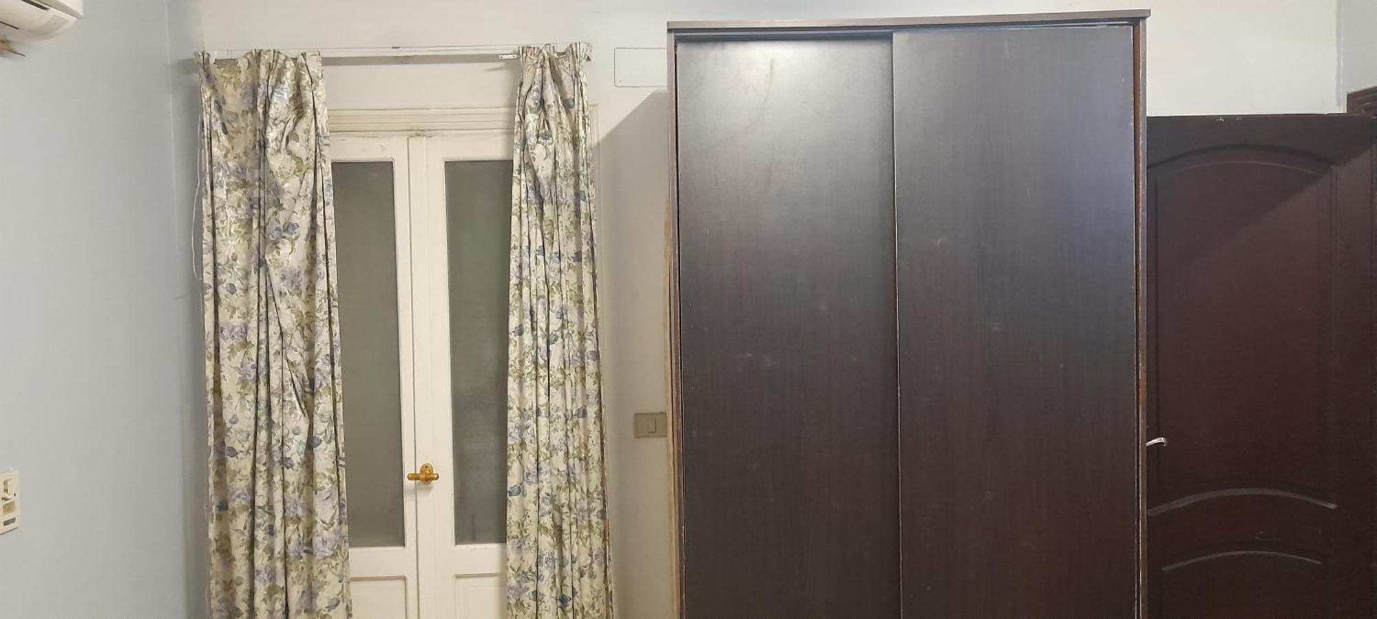 Habitación en casa particular A In An In Nasr City, Cairo, In The Eighth District, 15 Minutes From Airport,غرفة بشقة بمدينة نصر بالقاهرة بالحي الثامن 15 دقيقة من مطار و 7 دقيقة من معهد الفجر و 12 دقيقة لمعهد ابانة لتعليم اللغة العربية و 26 دقيقة لوسط